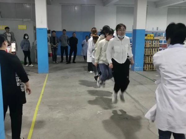 宁阳一滕医药有限公司开展“五四”青年节系列活动