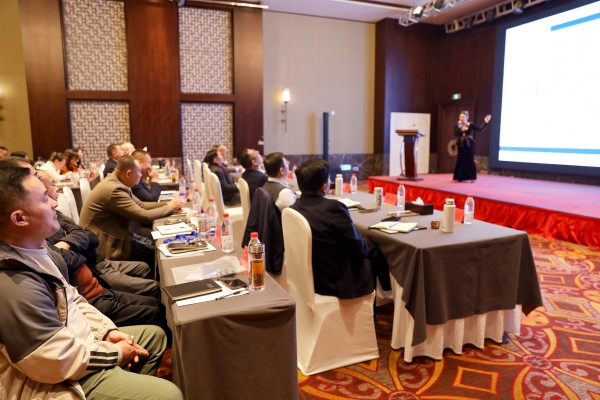 从礼仪规范到心理赋能的全面成长——集团商务礼仪及职业心理健康培训心得合集（三）